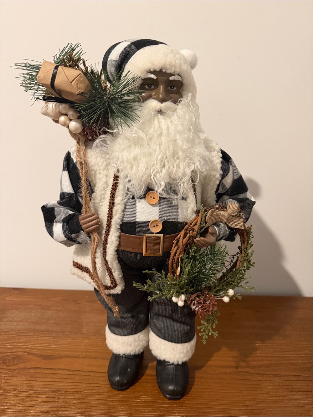 Holiday Lane African American Santa Figurine in Black & White Plaid EUC